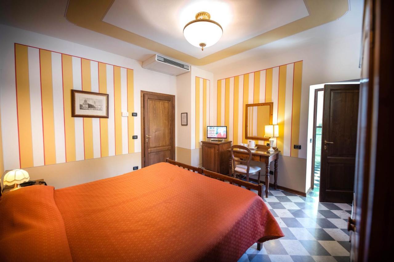 Park Hotel Regina - With Air-Condition And Pool Bagni di Lucca Dış mekan fotoğraf