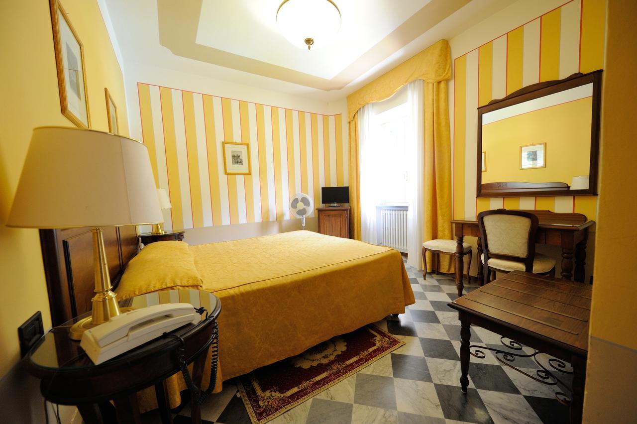 Park Hotel Regina - With Air-Condition And Pool Bagni di Lucca Dış mekan fotoğraf